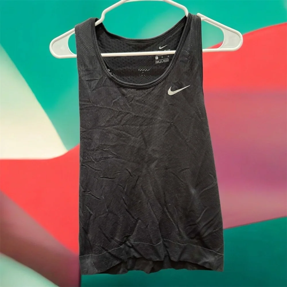 Nike Black Tank Top MEDIUM dri fit